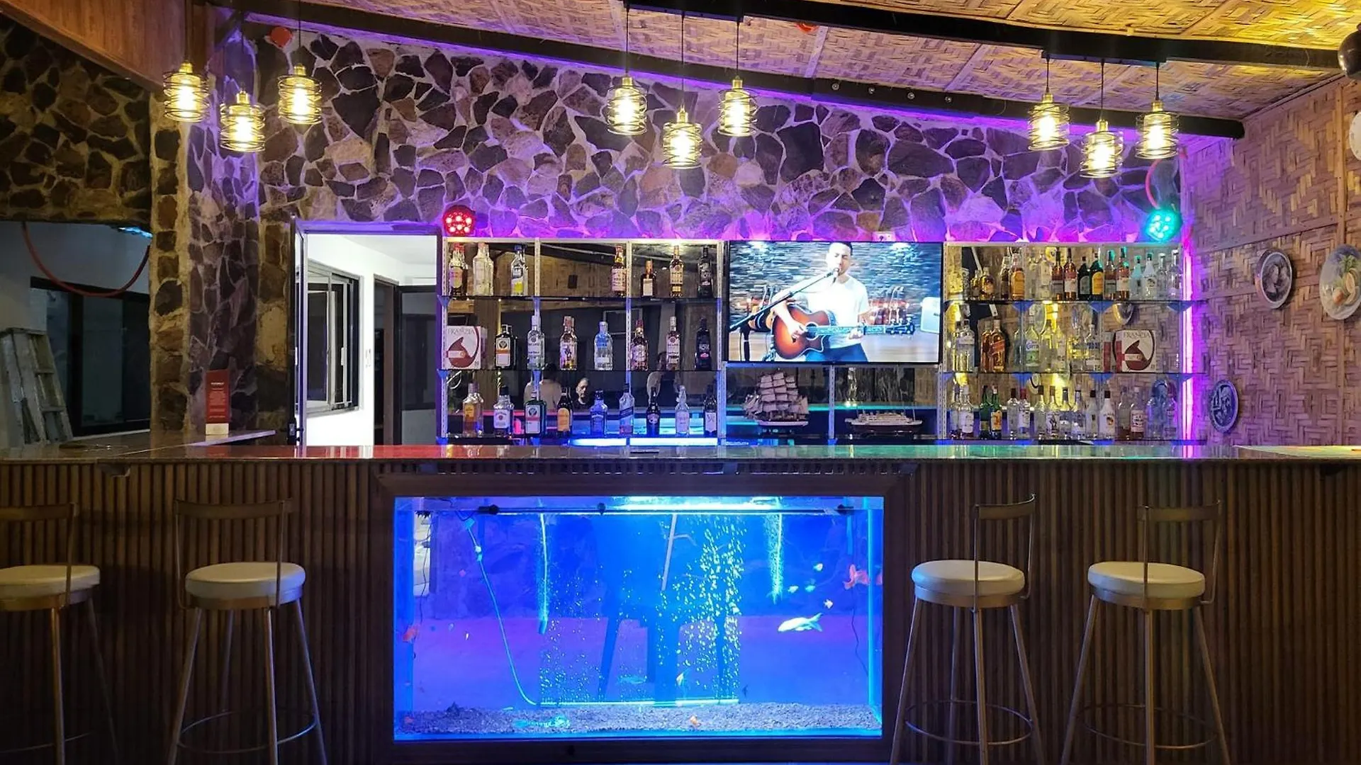 אנגלס Vincent Resort Hotel
