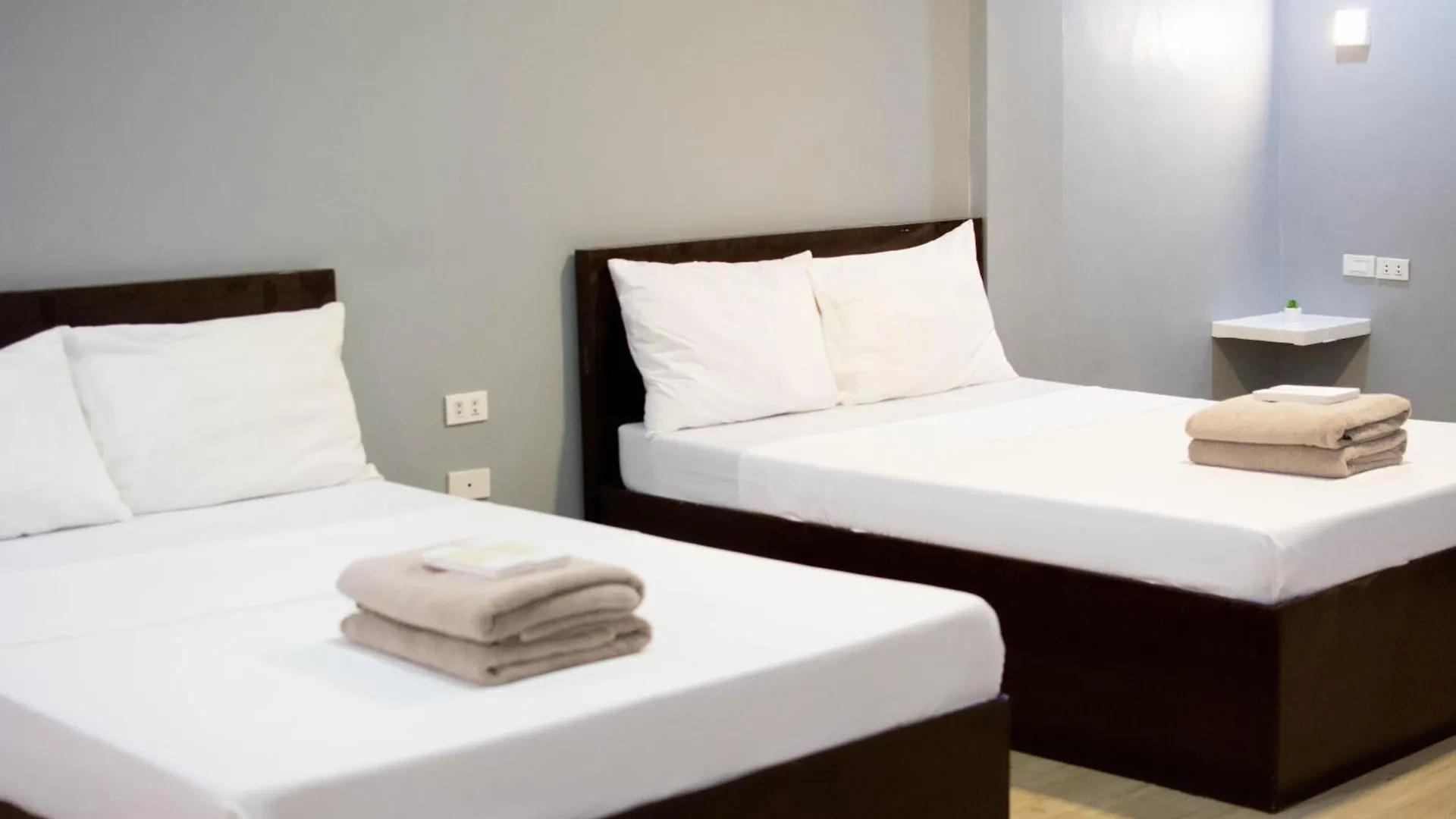 אנגלס Vincent Resort Hotel 5*,  הפיליפינים