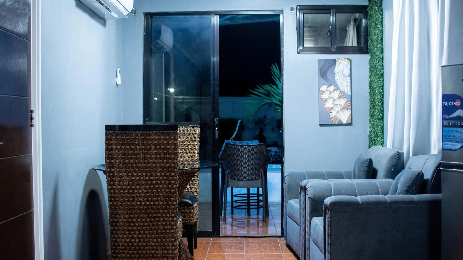 *****  אנגלס Vincent Resort Hotel הפיליפינים